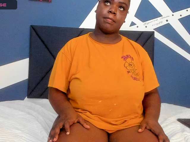 Live sex webcam photo for Big-greicy #277773389