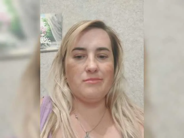 Live sex webcam photo for Big009DD #276204443