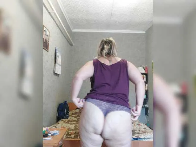 Live sex webcam photo for Big009DD #277077558