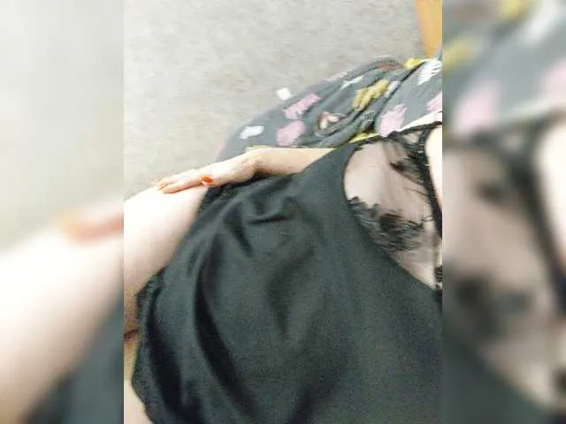 Live sex webcam photo for Big009DD #277963873