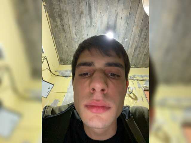 Live sex webcam photo for Big228777 #277306120