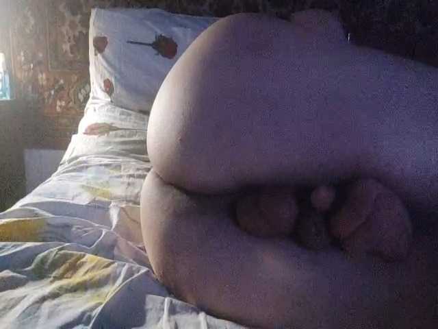 Live sex webcam photo for Big4len7 #277559185