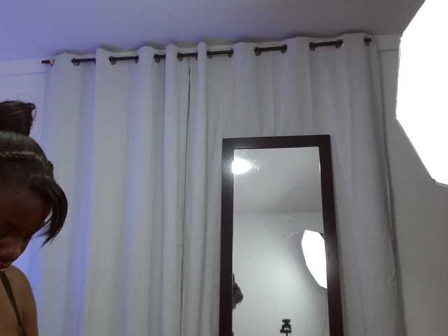 Live sex webcam photo for BigAlisebony #276381962