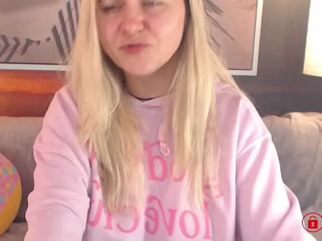 Live sex webcam photo for BigBoobsARRI #290317021