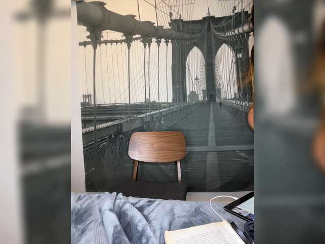 Live sex webcam photo for BigBoootyBK #274580378