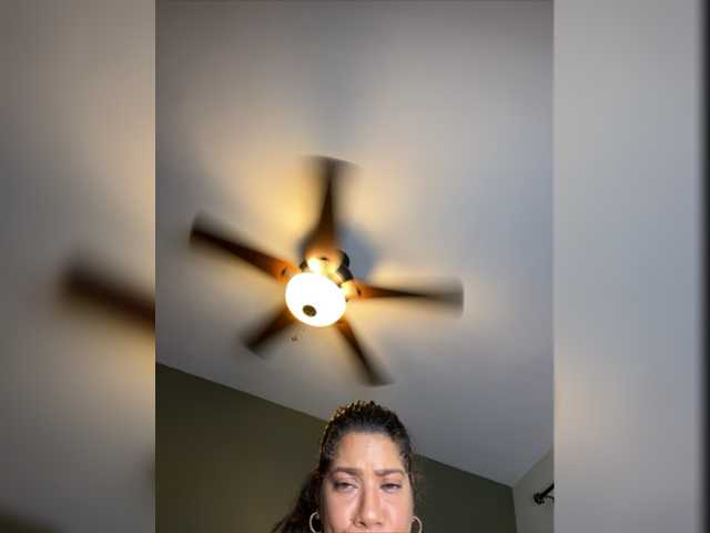 Live sex webcam photo for BigBoootyBK #276043517