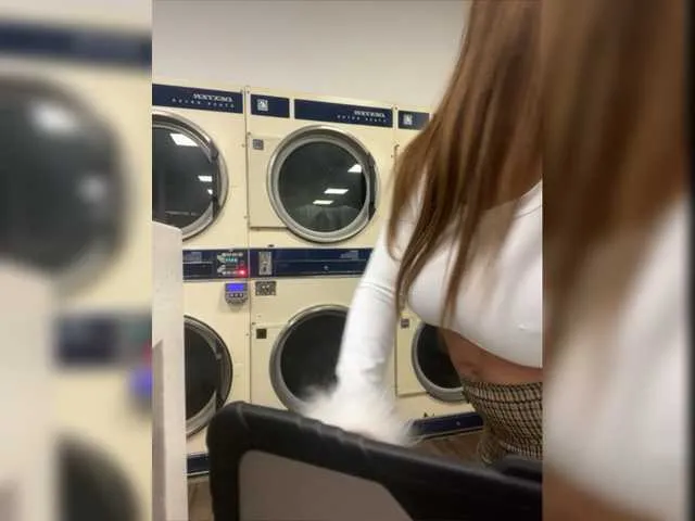 Live sex webcam photo for BigBoootyBK #277250231