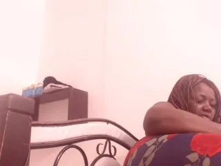 Live sex webcam photo for BigBustyBlack #118616350