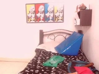 Live sex webcam photo for BigBustyBlack #206176851