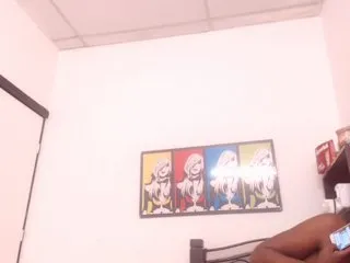 Live sex webcam photo for BigBustyBlack #207929093