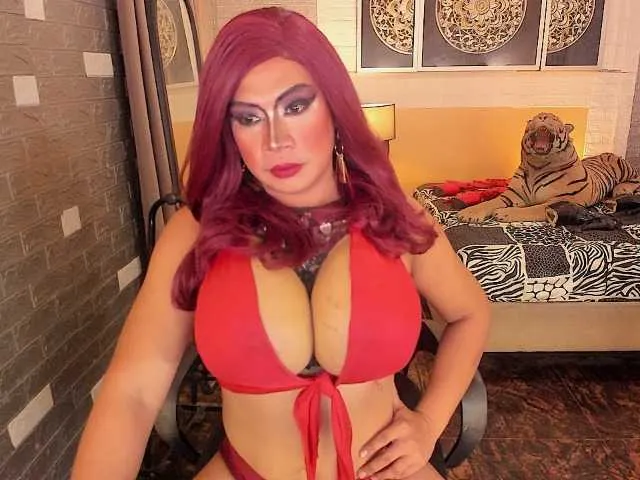 Live sex webcam photo for BigCockAmanda #277872436