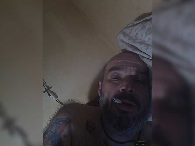 Live sex webcam photo for BigDaddyOrange1978 #276936653