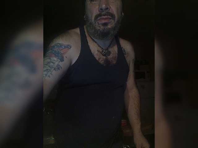 Live sex webcam photo for BigDaddyOrange1978 #277160393