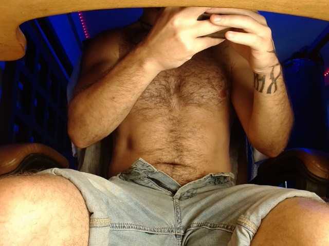 Live sex webcam photo for BigDick1387 #276822721