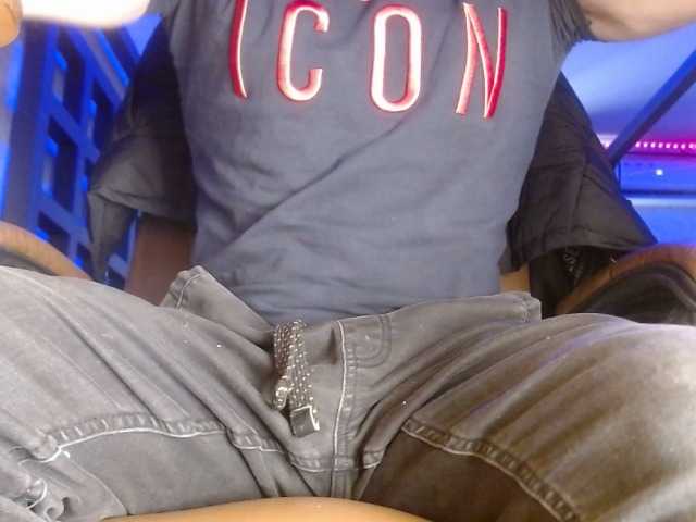 Live sex webcam photo for BigDick1387 #276872409