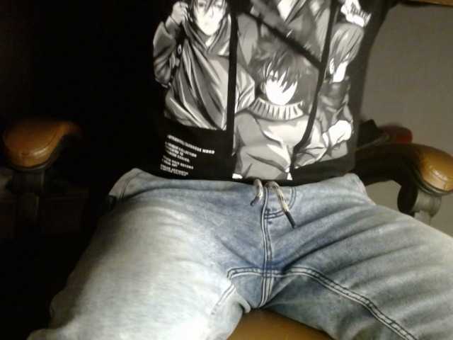 Live sex webcam photo for BigDick1387 #277588417