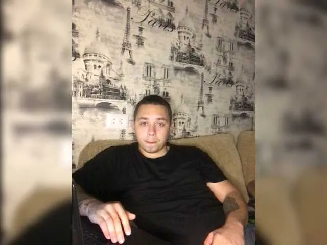 Live sex webcam photo for BigSherif #273220456