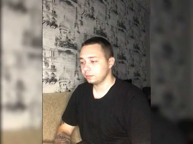 Live sex webcam photo for BigSherif #273776789