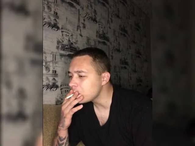 Live sex webcam photo for BigSherif #274170579