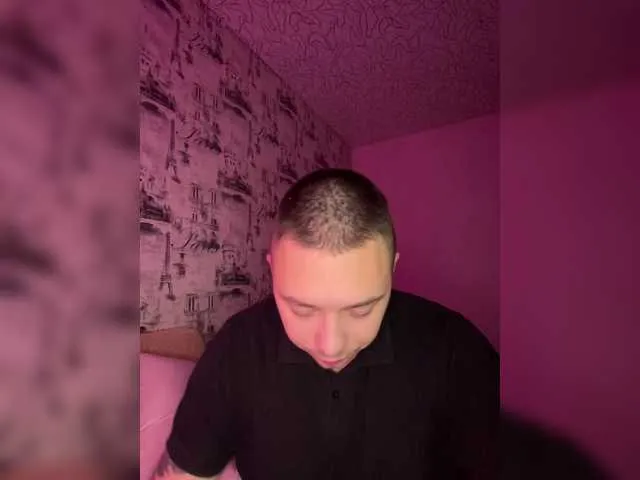 Live sex webcam photo for BigSherif #290590350