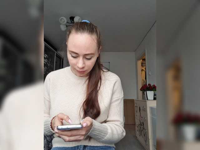 Live sex webcam photo for BigSisiMoskow #272476763