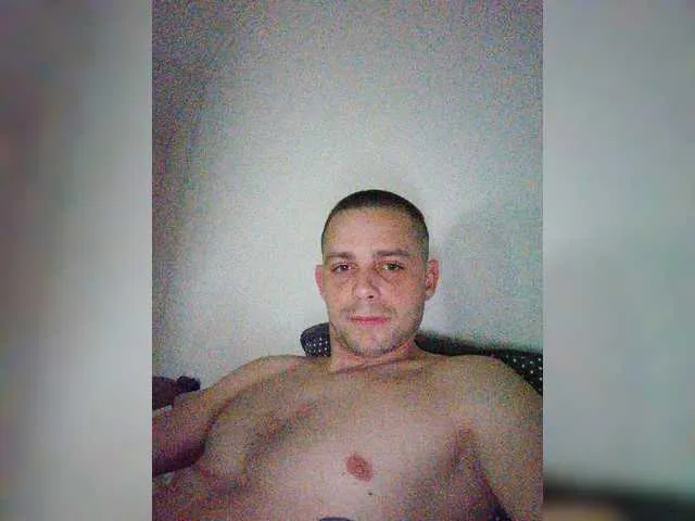 Live sex webcam photo for Bigbolt18a #276736238