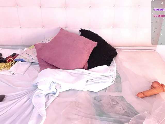 Live sex webcam photo for Bigbootymia #290940389