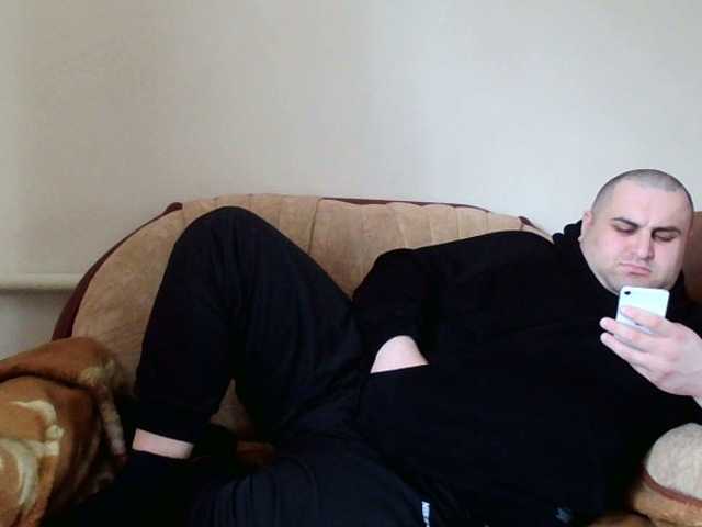 Live sex webcam photo for Bigboy2202 #277657920