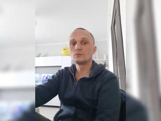 Live sex webcam photo for Bigdicke2200 #277972031