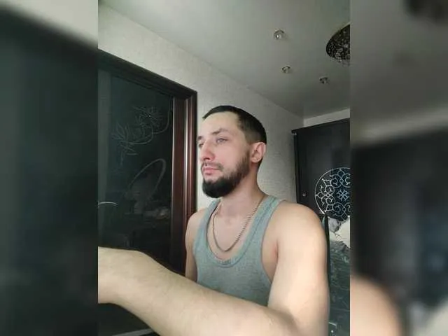 Live sex webcam photo for BiggyFatCock #290426716
