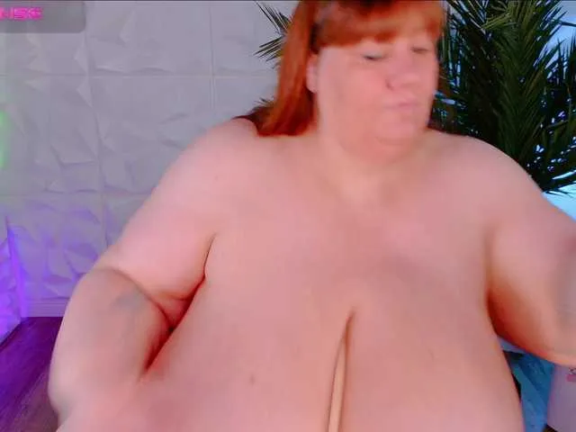 Live sex webcam photo for BiggyMelon #290694671