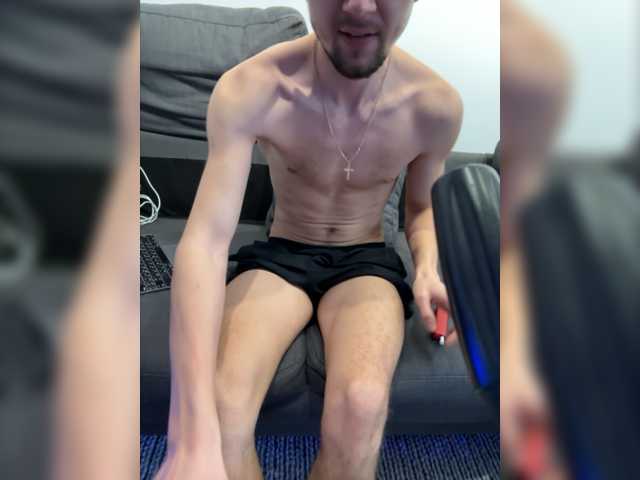 Live sex webcam photo for Bigleg22 #277263040