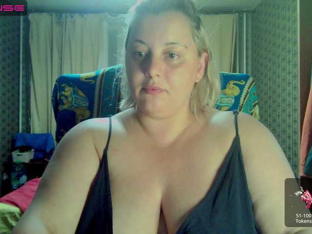 Live sex webcam photo for Bigtitsbaby90 #275746809