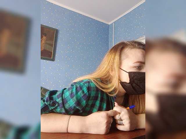 Live sex webcam photo for Biktoriay #273978667