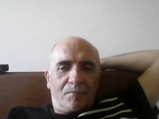 Live sex webcam photo for Bilbo973 #278210182