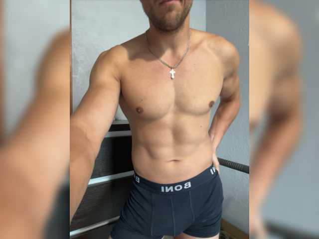 Live sex webcam photo for BingoGolik #276105856