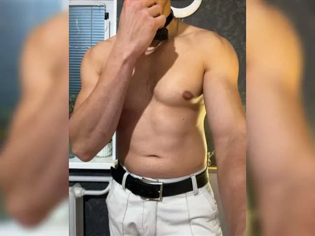 Live sex webcam photo for BingoGolik #276516890