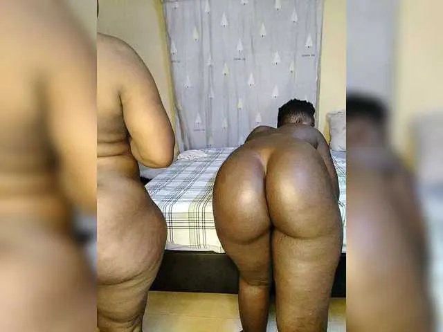 Live sex webcam photo for Birdiegirls #289835806