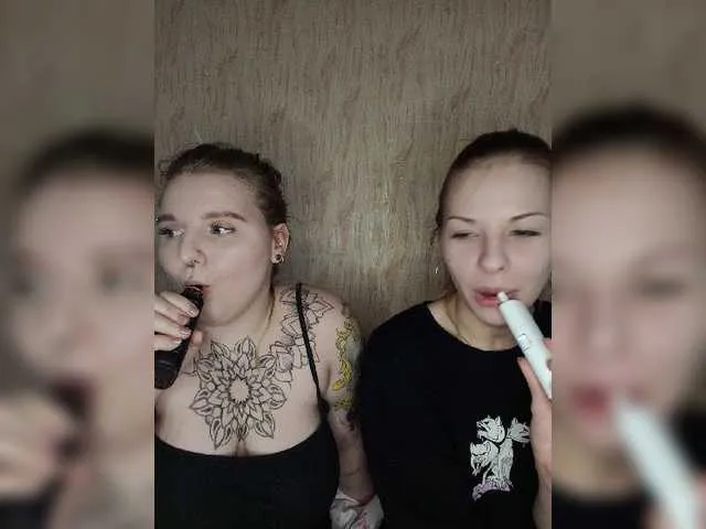 Live sex webcam photo for BitchesTwo #273137939