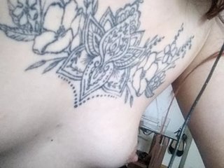 Live sex webcam photo for Biyatch #236485487