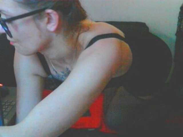 Live sex webcam photo for Biyatch #273815358