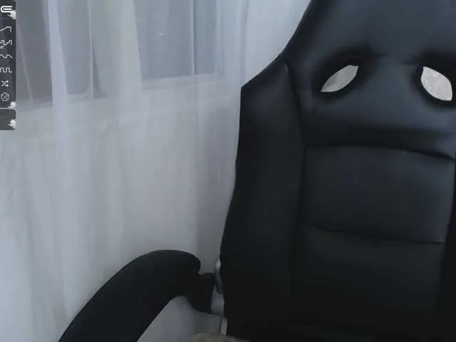 Live sex webcam photo for Black-Moonn- #276033626