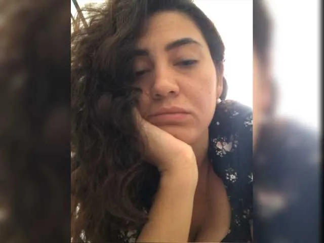 Live sex webcam photo for Black00pearl #275675808