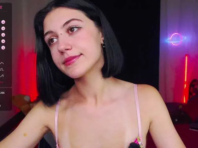 Live sex webcam photo for BlackAngell #292137979