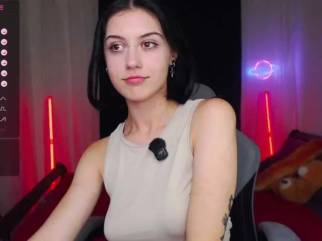 Live sex webcam photo for BlackAngell #292243821