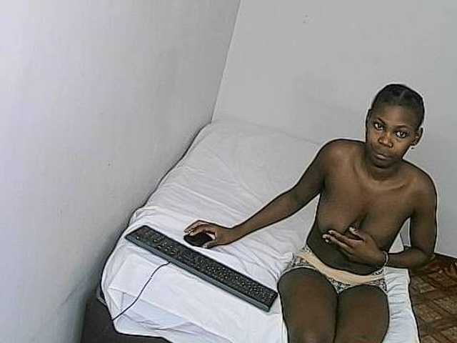 Live sex webcam photo for BlackBarbie24 #272447064