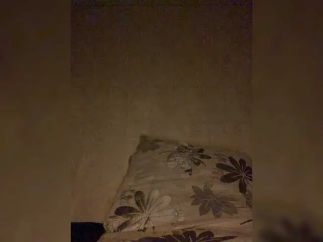 Live sex webcam photo for BlackGrove #275634426