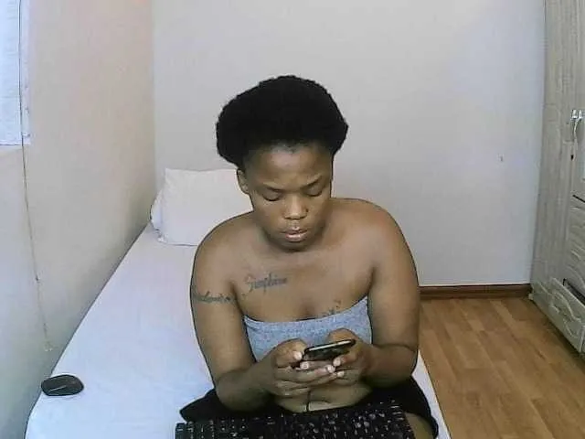 Live sex webcam photo for BlackMagic357 #272243804