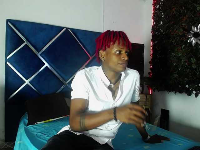 Live sex webcam photo for BlackMagic4U #278062655