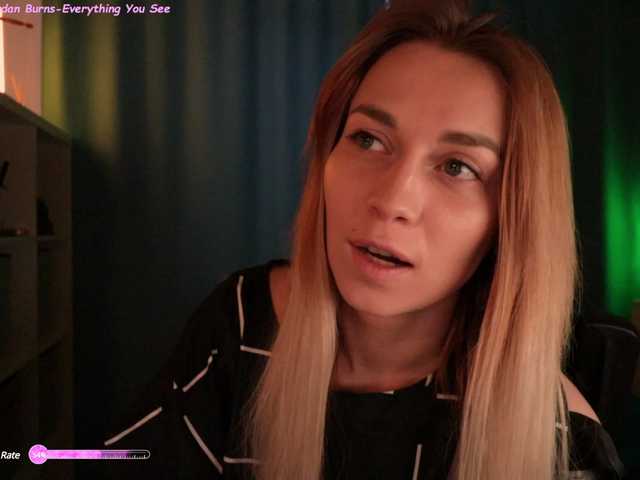 Live sex webcam photo for BlackMonro #290689614